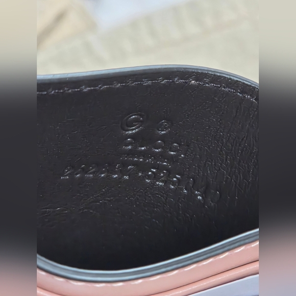 Gucci Micro Guccissima โ Soft Pink Leather BNWOT - Picture 5 of 6